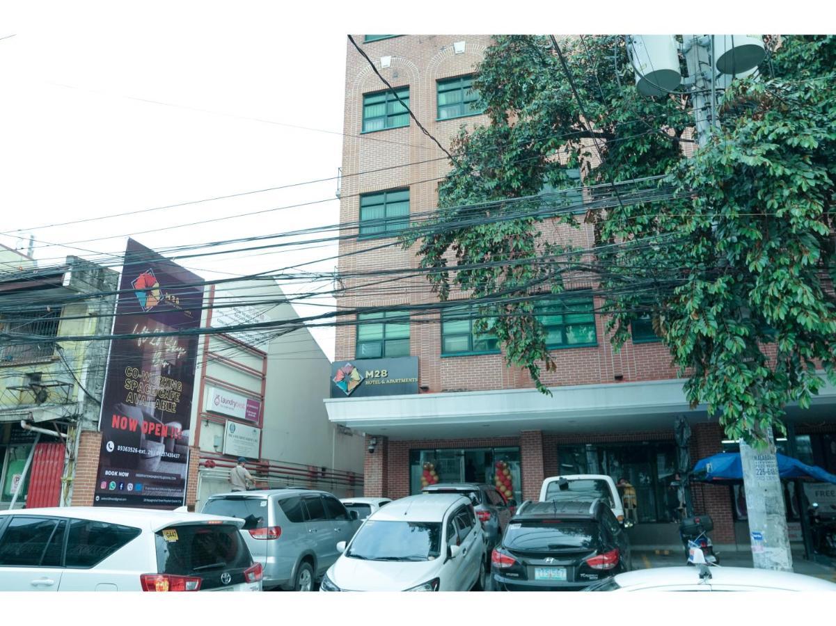 M28 Hotel And Apartments Quezon City Exteriér fotografie