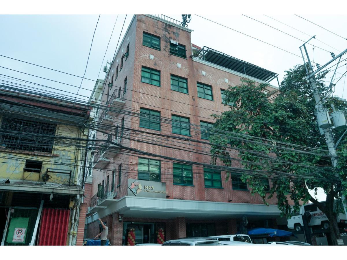 M28 Hotel And Apartments Quezon City Exteriér fotografie